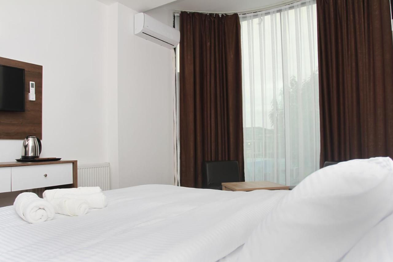 Hotel Andalus Скоп'є Екстер'єр фото