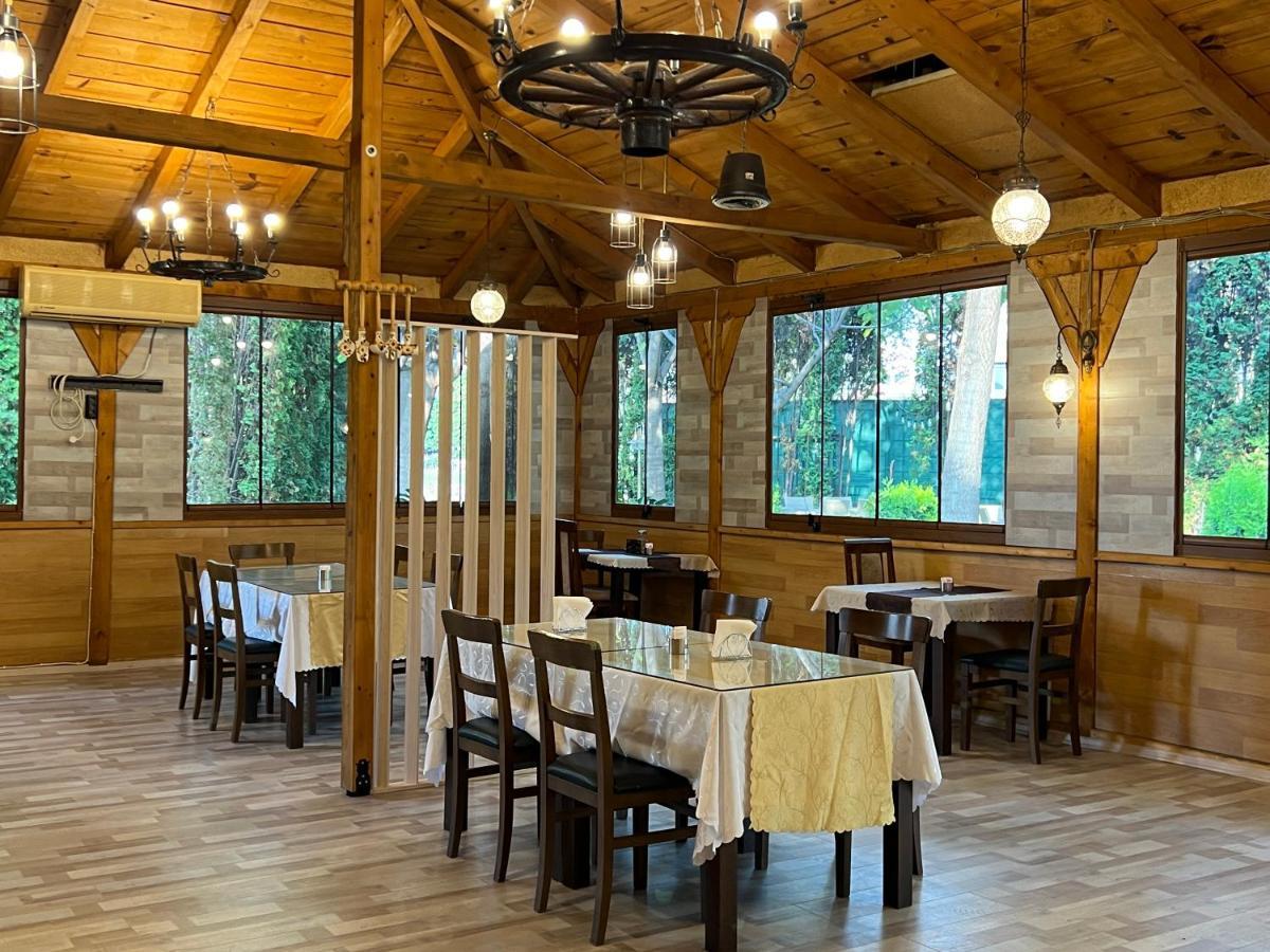 Hotel Andalus Скоп'є Екстер'єр фото